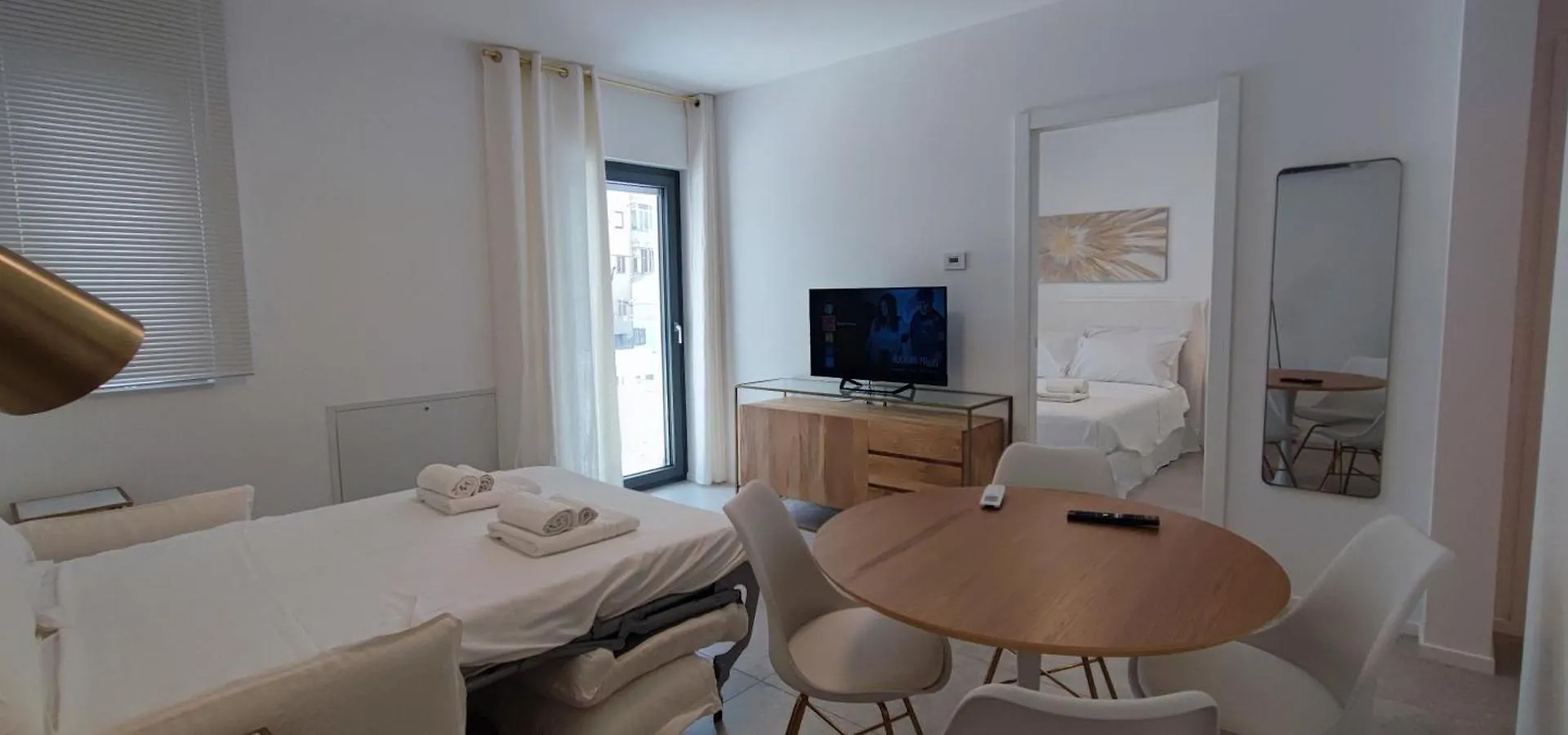 Sea Sense Suite 1 Bari 0*,